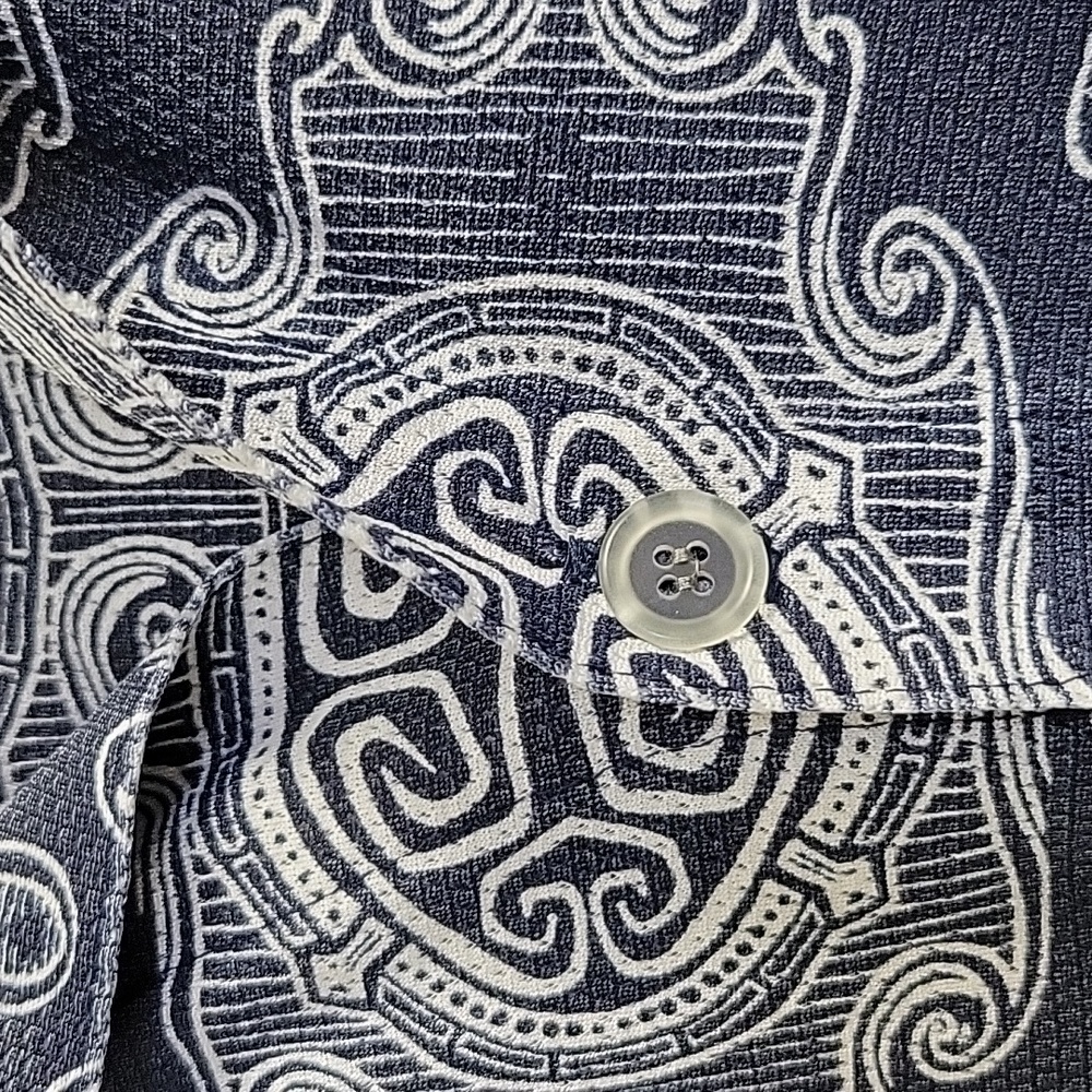 No Fear Men's Short Sleeve Shirt. Navy Blue/White Design. Great Condition. Lg - Picture 5 of 9